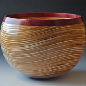 Torneado de madera (Kharati de Juzestán)