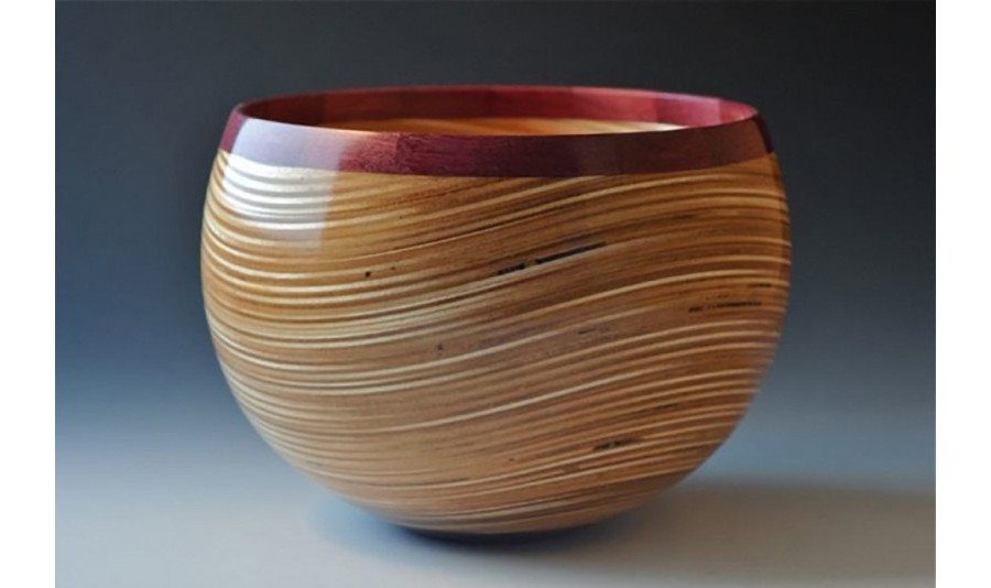 Torneado de madera (Kharati de Juzestán)