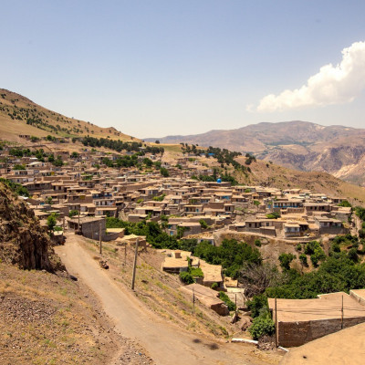 قرية الکزج