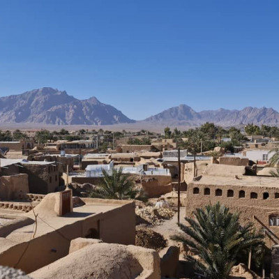 Хур и Биабанак