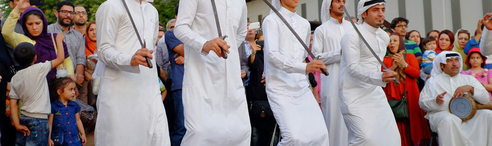 رقصة السيف لخوزستان (لعبة السيف)