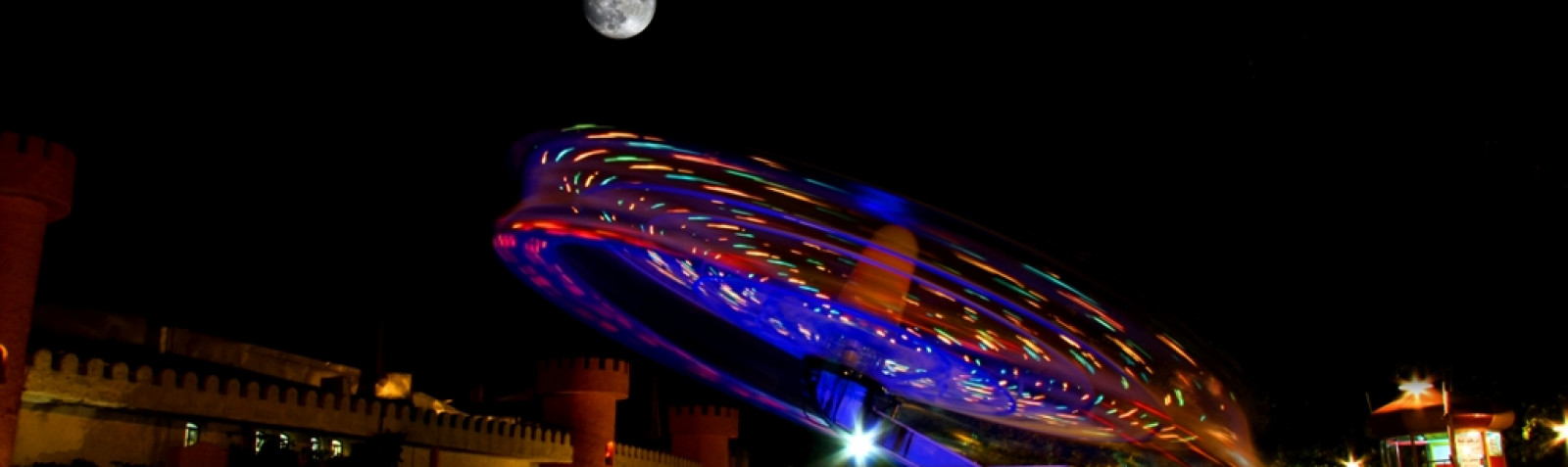 مجموعه تفریحی ورزشی ارم سبز