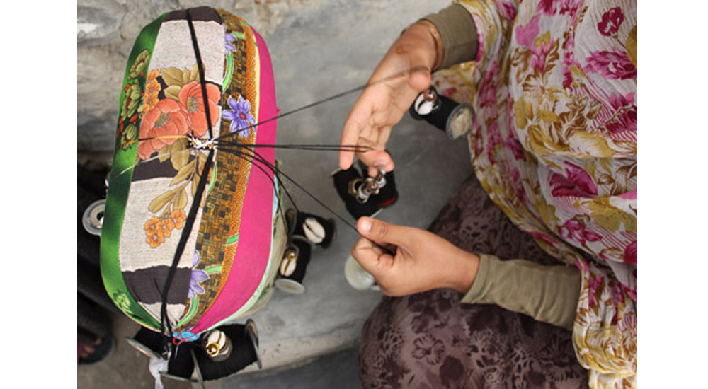 تطریز بادله دوزی ( محافظة هرمزگان )