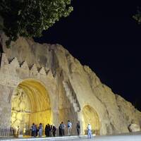 طاق بستان 