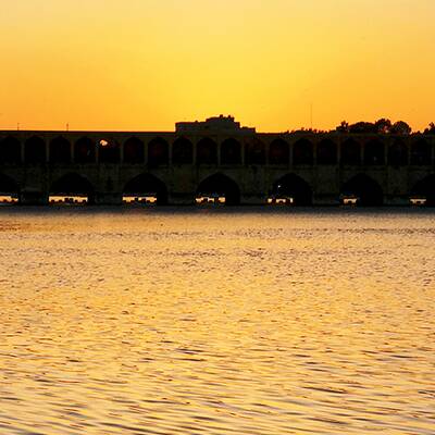 جریان زندگی بخش زنده‌رود