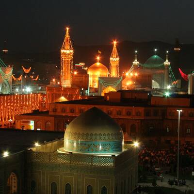 伊玛目礼萨圣陵