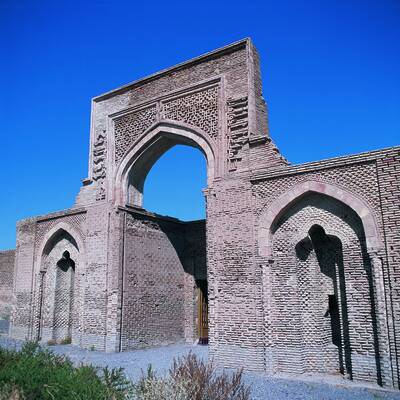 خان سرخس (رباط شرف)