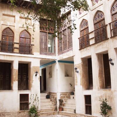 قصر الدهدشتي (قصر زيت بوشهر)