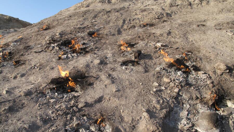 تَش کوه (کوه آتشین)