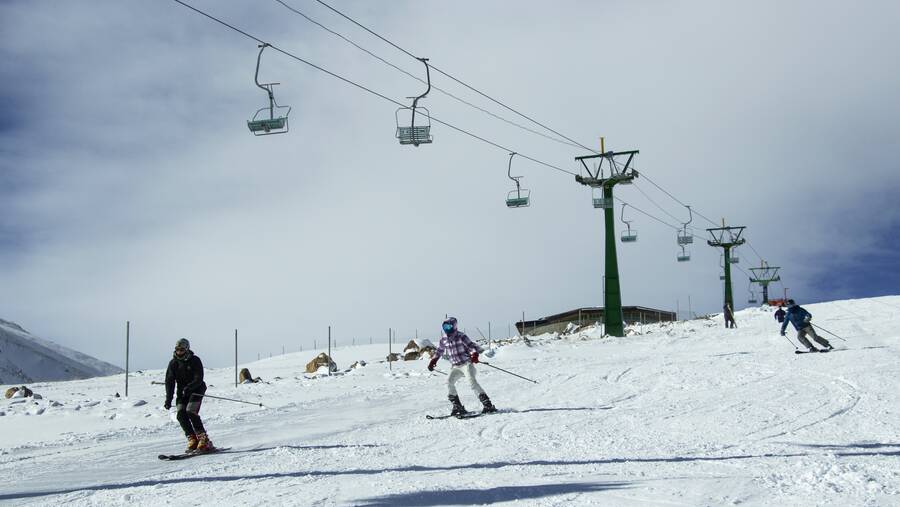پیست اسکی و روستای آلوارس