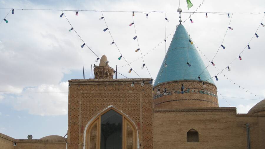 آرامگاه بایزید بسطامی