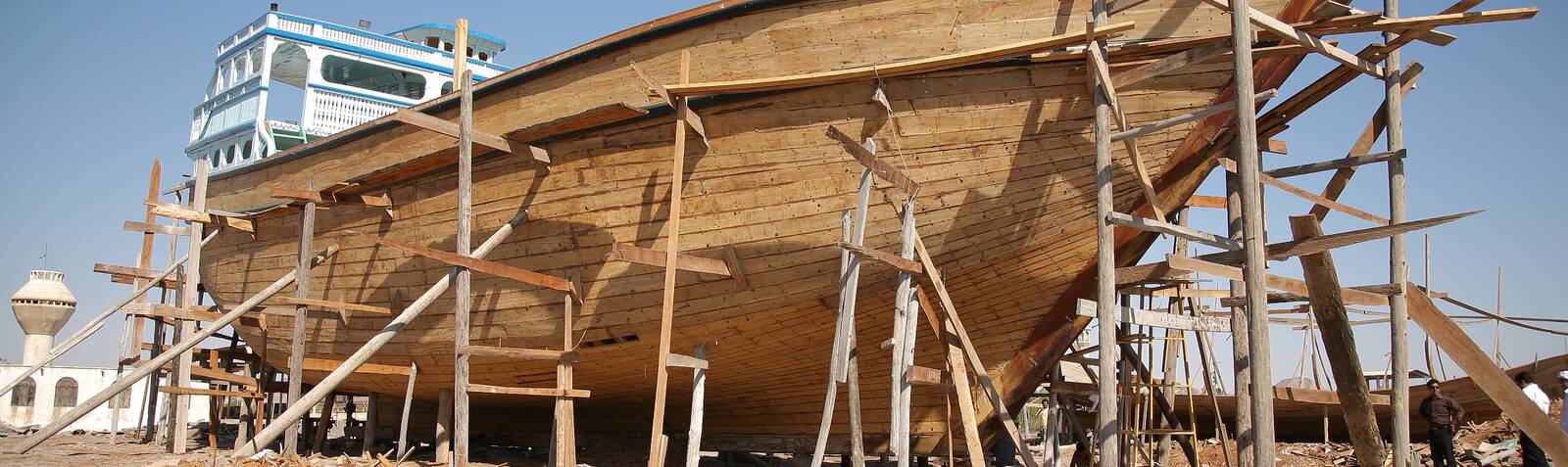 Traditional Skills of Building and Sailing Iranian Lenj Boats